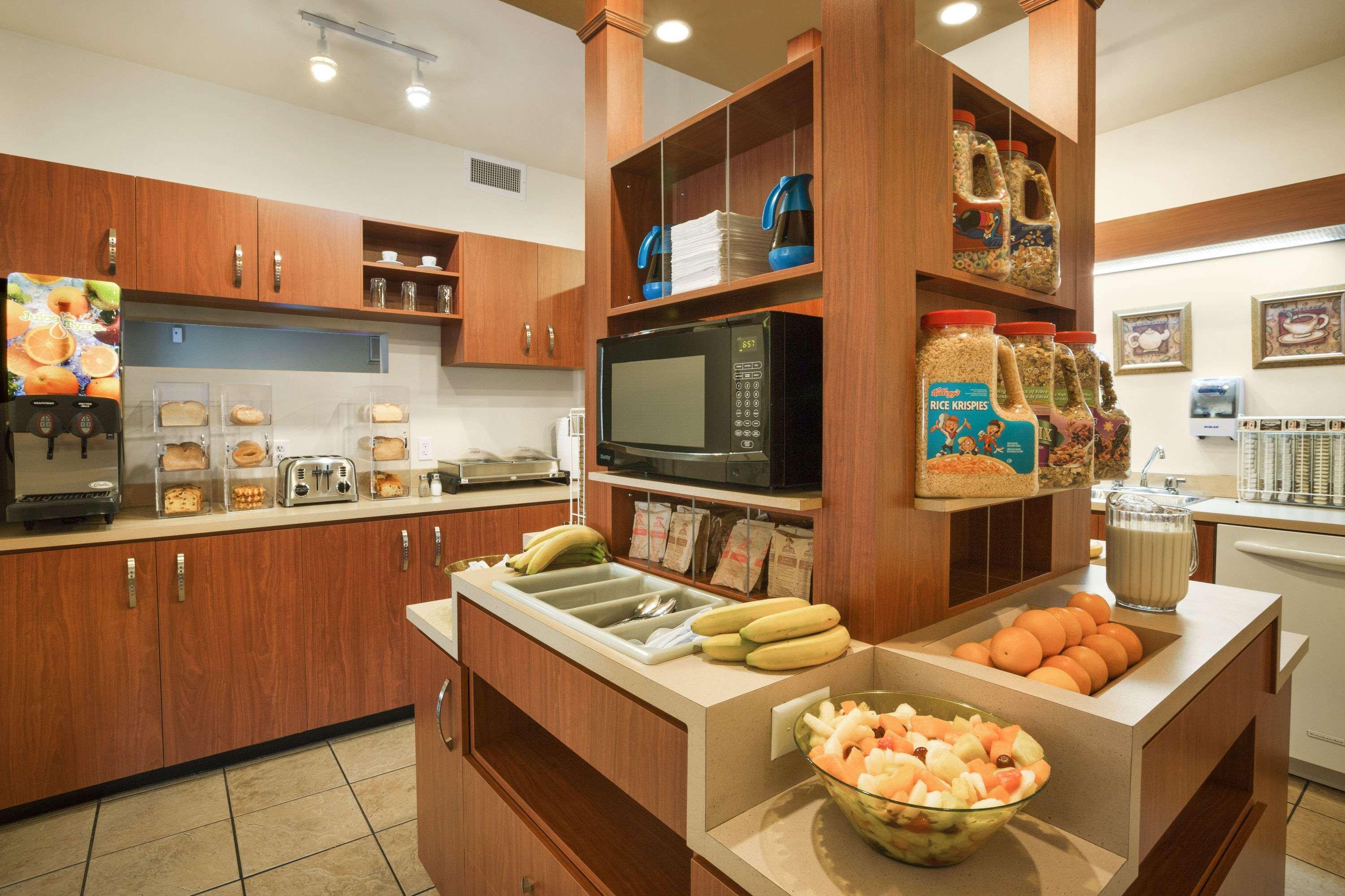 Days Inn By Wyndham Riviere-Du-Loup Ngoại thất bức ảnh